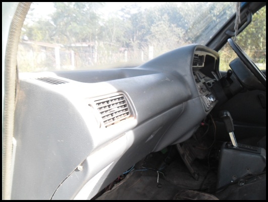 ขายด่วน รถตู้หัวจรวด ติดแก๊ส LPG ขายด่วน รถตู้หัวจรวด ติดแก๊ส LPG