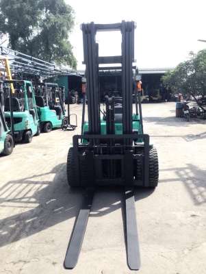 ***ขายรถยกเก่านอกแท้100\%*** MITSUBISHI GRAND FD35 เสาสูง6เมตร ***ขายรถยกเก่านอกแท้100\%*** MITSUBISHI GRAND FD35 เสาสูง6เมตร