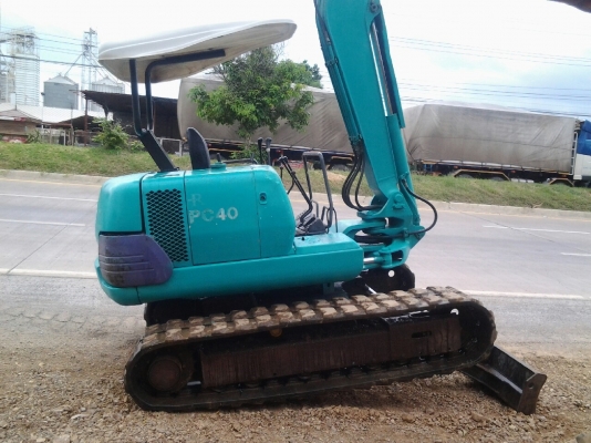 ขายรถขุด-ดัน KOMATSU  pc 40-7 (มีVDOให้ชม)รถเก่านอก 100\% สภาพดีพร้อมใช้งาน มีเอกสารแจ้งจำหน่าย