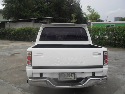 ISUZU TFR CAB 4 TURBO SPACECAB หายากน่าสะสม ISUZU TFR CAB 4 TURBO SPACECAB หายากน่าสะสม