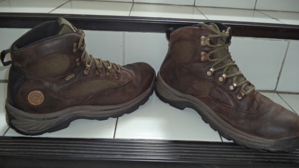 รองเท้า Timberland วัดภายในยาว 30 cm