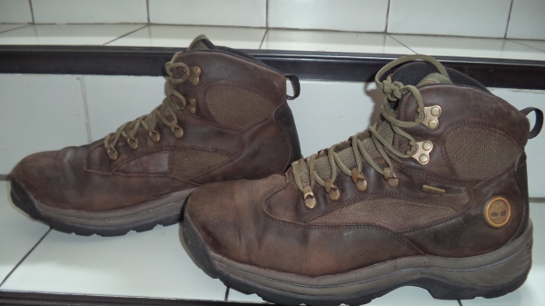 รองเท้า Timberland วัดภายในยาว 30 cm