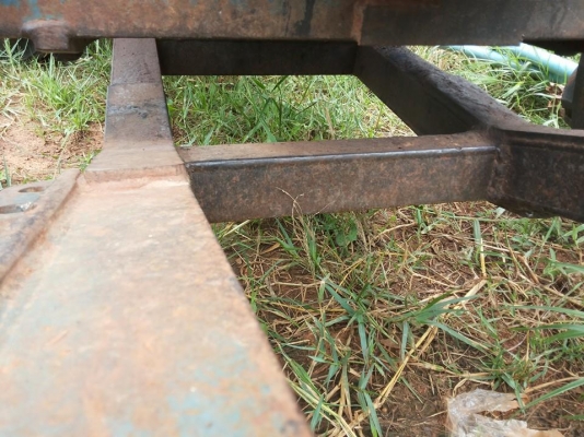 **360,000 บ.ต่องรอง**ขายรถไถ1เพลา FORD 6600 T5 ตัวเต็ม เครื่องดีเกียร์ดี ปั้มดี ช่วงล่างแน่นดี หางยกปกติ ระบบไฮฯใช้งาน ยางดี4เส้น สีสันซีดไม่สวย พร้อมอุปกรณ์ 2ชิ้น ใบดัน หางพรวน6 CMT  สภาพดี  ขายตามสภาพ พร้อมใช้ พร้อมลุยงาน เอกสารเล่มทะเบียนครบ ราคาต่อรอง