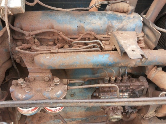 **360,000 บ.ต่องรอง**ขายรถไถ1เพลา FORD 6600 T5 ตัวเต็ม เครื่องดีเกียร์ดี ปั้มดี ช่วงล่างแน่นดี หางยกปกติ ระบบไฮฯใช้งาน ยางดี4เส้น สีสันซีดไม่สวย พร้อมอุปกรณ์ 2ชิ้น ใบดัน หางพรวน6 CMT  สภาพดี  ขายตามสภาพ พร้อมใช้ พร้อมลุยงาน เอกสารเล่มทะเบียนครบ ราคาต่อรอง