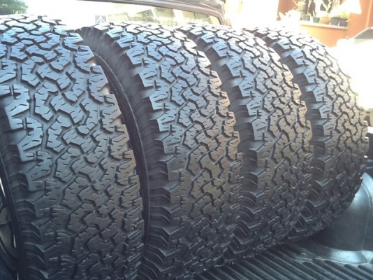 ขายล้อ  TE 37 X  6 รู  ขอบ 16  พร้อมยาง  BF  สวยๆ เชิญครับ