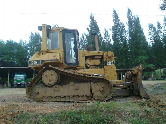 รถแทรคเตอร์ CAT D5 H ใบมีด 6 ทิศทาง ทำงานไว ประหยัดน้ำมัน รถสวยมีเล่มทะเบียน