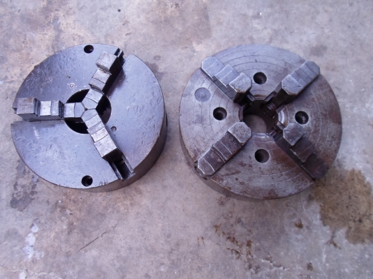 มี 3 จับ 10 นิ้ว 3,000 และ 4 จับ 12 นิ้ว แท่นกลึง สภาพดี พร้อมใช้ 3,500 ด่วน !!! มี 3 จับ 10 นิ้ว 3,000 และ 4 จับ 12 นิ้ว แท่นกลึง สภาพดี พร้อมใช้ 3,500 ด่วน !!!