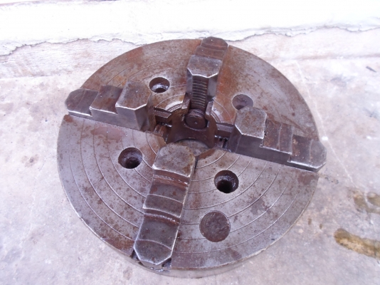 มี 3 จับ 10 นิ้ว 3,000 และ 4 จับ 12 นิ้ว แท่นกลึง สภาพดี พร้อมใช้ 3,500 ด่วน !!! มี 3 จับ 10 นิ้ว 3,000 และ 4 จับ 12 นิ้ว แท่นกลึง สภาพดี พร้อมใช้ 3,500 ด่วน !!!