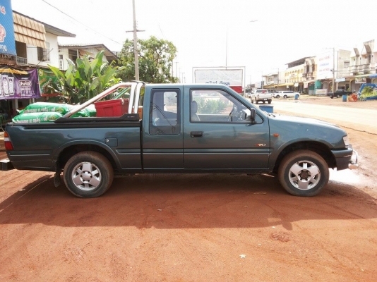 ขายกระบะแค็ป4WD ISUZU RODE 2.8 โฉมDragoneye ปี40/97 เครื่องเดิมเกียร์เดิม แน่นแรง ไม่เยิ้ม เกียร์โฟล์ใช้งานปกติ ช่วงล่างแน่น คัสซีสวยเดิมไม่มีผุ กระบะดีไม่ผุพื้นปูกระบะ ล้อแม็ก ยางดี4เส้น หัวบางเดิมภายในคอนโซลครบ แอร์ พ.พาวเวอร์ แปลงกร