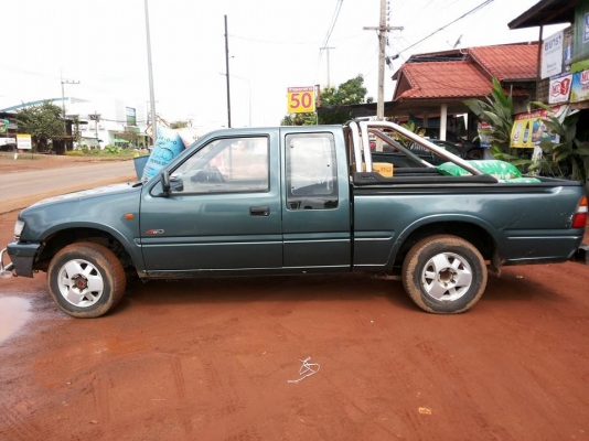ขายกระบะแค็ป4WD ISUZU RODE 2.8 โฉมDragoneye ปี40/97 เครื่องเดิมเกียร์เดิม แน่นแรง ไม่เยิ้ม เกียร์โฟล์ใช้งานปกติ ช่วงล่างแน่น คัสซีสวยเดิมไม่มีผุ กระบะดีไม่ผุพื้นปูกระบะ ล้อแม็ก ยางดี4เส้น หัวบางเดิมภายในคอนโซลครบ แอร์ พ.พาวเวอร์ แปลงกร