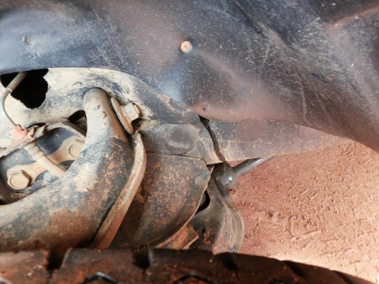 ขายกระบะแค็ป4WD ISUZU RODE 2.8 โฉมDragoneye ปี40/97 เครื่องเดิมเกียร์เดิม แน่นแรง ไม่เยิ้ม เกียร์โฟล์ใช้งานปกติ ช่วงล่างแน่น คัสซีสวยเดิมไม่มีผุ กระบะดีไม่ผุพื้นปูกระบะ ล้อแม็ก ยางดี4เส้น หัวบางเดิมภายในคอนโซลครบ แอร์ พ.พาวเวอร์ แปลงกร