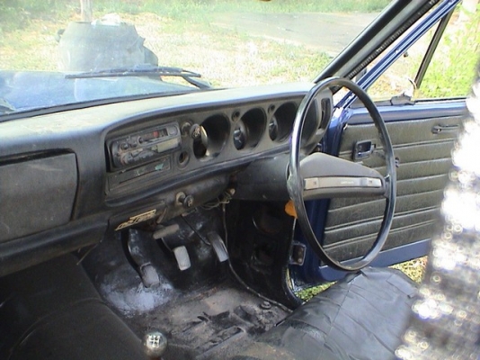 ขาย DATSAN 620 ช้างเหยียบ 4 ขอครับ