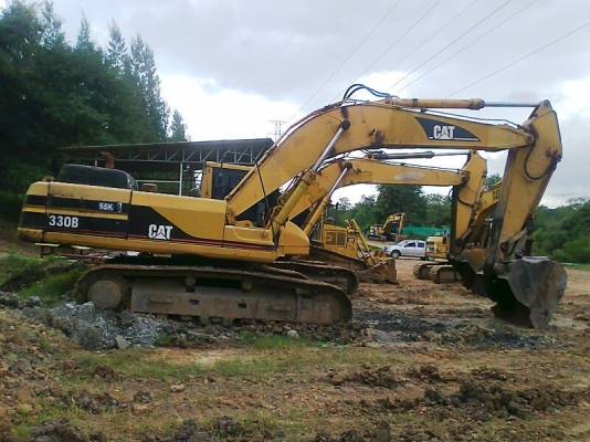 รถแบคโฮ CAT 330 B แรงขุดดี ทำงานไว ประหยัดน้ำมัน