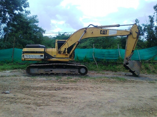 รถแบคโฮ CAT 325 BL