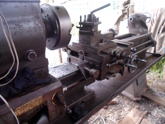 เครื่องกลึง อังกฤษ 7 ฟุต หนัก 2 เพลา เกียร์บล็อก กลึงเกลียวได้ 75,000