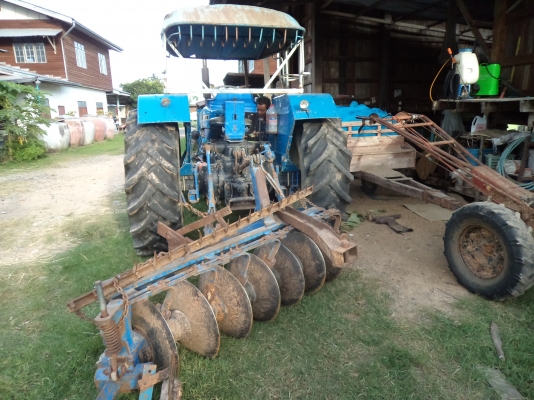 ขาย365000บาท รถไถฟอร์ดT5 สภาพดี เอกสารเล่มทะเบียนพร้อมใช้งานคับ