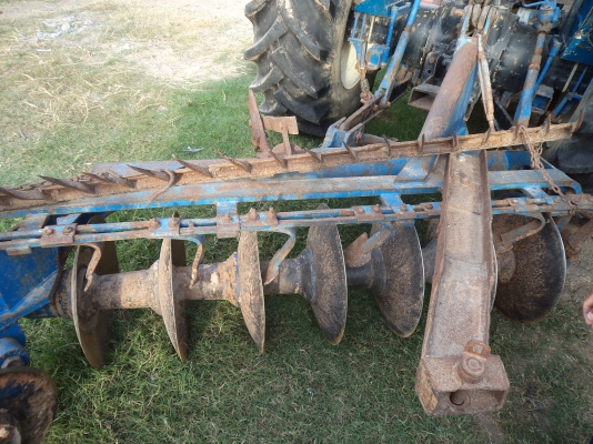 ขาย365000บาท รถไถฟอร์ดT5 สภาพดี เอกสารเล่มทะเบียนพร้อมใช้งานคับ