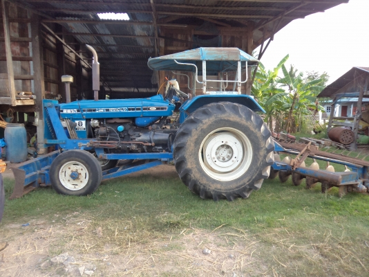 ขาย365000บาท รถไถฟอร์ดT5 สภาพดี เอกสารเล่มทะเบียนพร้อมใช้งานคับ