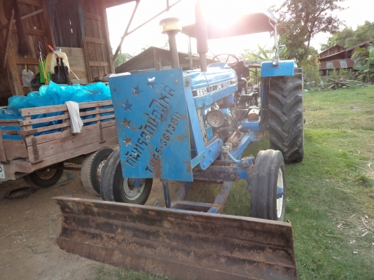 ขาย365000บาท รถไถฟอร์ดT5 สภาพดี เอกสารเล่มทะเบียนพร้อมใช้งานคับ