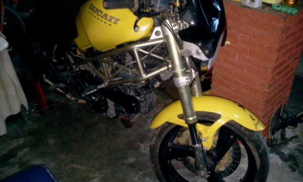 ขายคับดูคาติ m400ซื้อมาขายไปคับสวยขายที่85000อินวอย