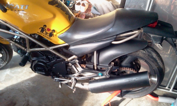 ขายคับดูคาติ m400ซื้อมาขายไปคับสวยขายที่85000อินวอย