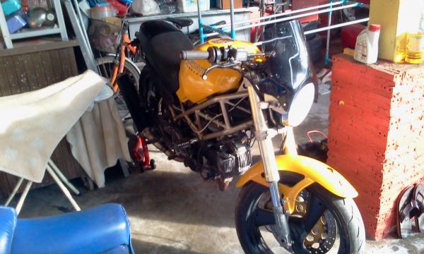 ขายคับดูคาติ m400ซื้อมาขายไปคับสวยขายที่85000อินวอย