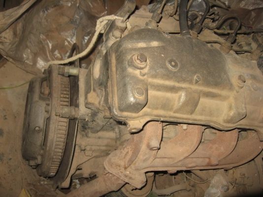 เครื่อง  โตโยต้า  2200  พร้อมเกียร์ แน่น แน่น