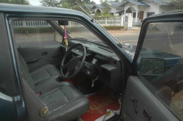 มิตซูบิชิl200