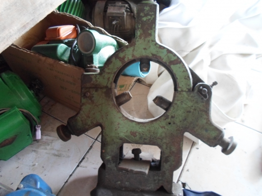 3 ขา สภาพสวย พร้อมใช้  3,000  ติดต่อ อ้อม  0898217996