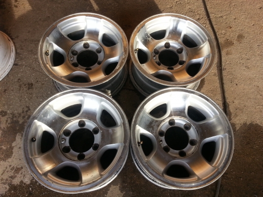 lenso15&times;7.5" 6รู139.7