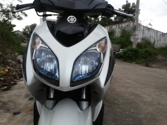 Yamaha Nouvo MX สีขาวดำ ร้อนเงิน