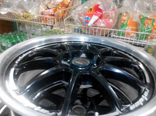 ต้องการขายล้อแม็คขอบ 17 4/100 4/114.LANSOมือสองสภาพดีขายถูก ต้องการขายล้อแม็คขอบ 17 4/100 4/114.LANSOมือสองสภาพดีขายถูก