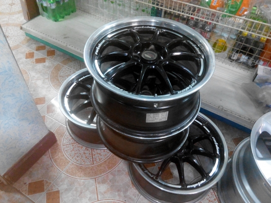 ต้องการขายล้อแม็คขอบ 17 4/100 4/114.LANSOมือสองสภาพดีขายถูก ต้องการขายล้อแม็คขอบ 17 4/100 4/114.LANSOมือสองสภาพดีขายถูก