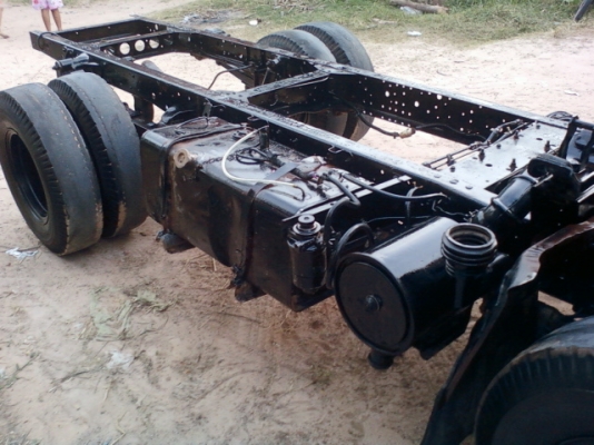 ISUZU NKR ปี  39  รถบ้าน 88 แรงม้า  ขายตามสภาพครับ