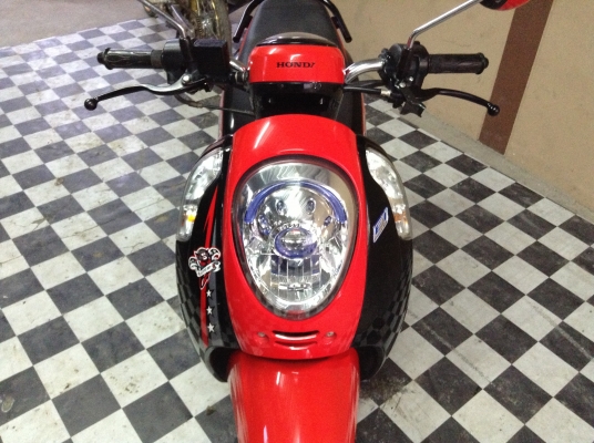 ขาย!!!สกู๊ปปี้ไอตัวใหม่ ปี56 รถเครื่องดีคับ ทะเบียนครบ ภาษีไม่หมด