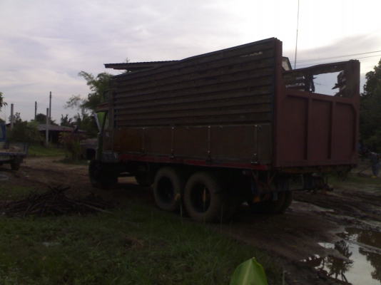 ขาย10ล้อหัวยาว 1เพลาดั๊ม เครื่อง 6BB1 กะบะไม้ สภาพสวยมากๆคับ ขาย10ล้อหัวยาว 1เพลาดั๊ม เครื่อง 6BB1 กะบะไม้ สภาพสวยมากๆคับ