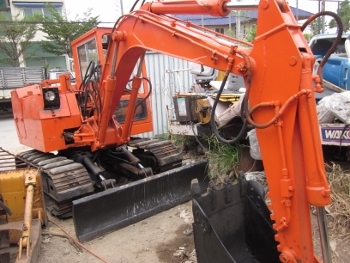 ขาย- รถขุด แบคโฮ ขนาดเล็ก IHI: IS018S (PC 40) เครื่อง ISUZU 4 สูบ พร้อมลายหัวเจาะ