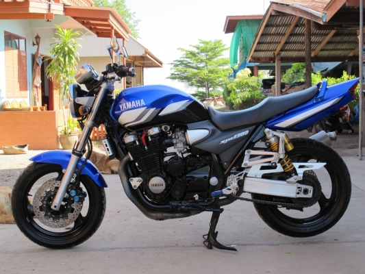 ขาย YAMAHA XJR1300 02 อินวอย+สรรพสามิตร ขาย YAMAHA XJR1300 02 อินวอย+สรรพสามิตร