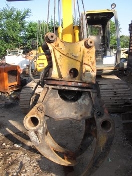 ขาย- หัวคีบไม้ สำหรับรถขุด แบคโฮ ขนาดเส้นผ่านศูนย์กลาง 1.2 เมตร แบบหมุนได้ มือสองเก่าญี่ปุ่น สภาพสวย