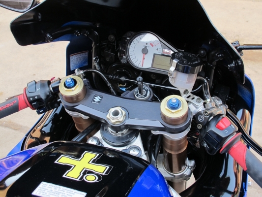 ปรับราคาขาย GSXR-1000 K2 ทะเบียนแท้