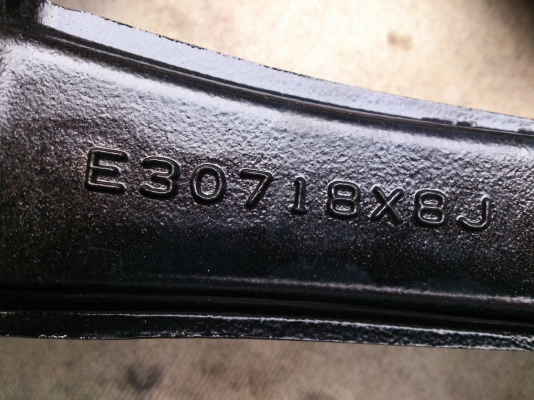 ขายแม็กใหม่ วาเรนซ่า ขอบ18 5รู114.3 จำนวน 1 ชุด