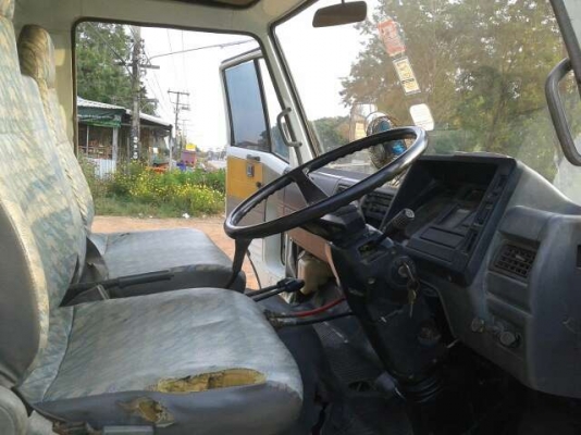 ขายรถบรรทุกหกล้อดั๊มพ์ HINO KM 777 เครื่อง WO4D 117 แรง ดั๊มพ์ยาว 4.30เมตร ยาง8.25 รถห้างแท้ทะเบียนพร้อม ขายรถบรรทุกหกล้อดั๊มพ์ HINO KM 777 เครื่อง WO4D 117 แรง ดั๊มพ์ยาว 4.30เมตร ยาง8.25 รถห้างแท้ทะเบียนพร้อม