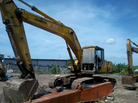 ขายแม็กโครKoMATSU 200-5 ไฟฟ้าครบราคาถูก