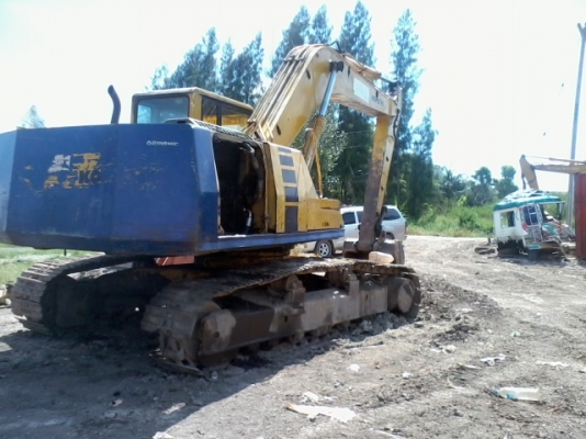 ขายแม็กโครKoMATSU 200-5 ไฟฟ้าครบราคาถูก
