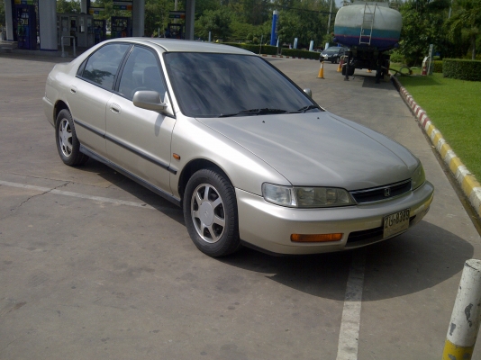 ขายรถเก๋งแอคคอดไฟท้ายสองก้อน ปี 1996 ออโต้ แอร์เย็น สีสวย ภายในสวยสะอาดกระจกไฟฟ้า ภาษี 57 ขายรถเก๋งแอคคอดไฟท้ายสองก้อน ปี 1996 ออโต้ แอร์เย็น สีสวย ภายในสวยสะอาดกระจกไฟฟ้า ภาษี 57