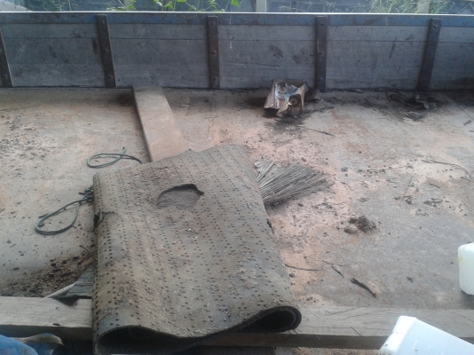 กระบะหกล้อช่วงสั้น ยาว3 เมตร สวยมากครับ กระบะหกล้อช่วงสั้น ยาว3 เมตร สวยมากครับ