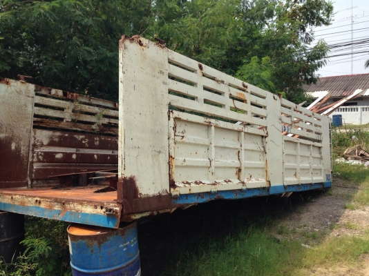 ขายกระบะดัมพ์ไม่มีลูกดัมพ์มีเเต่คัสซีลอยยกลงจาก10ล้อฮีโน่