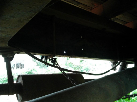 **370,000 บ.ต่อรอง**ขาย 6ล้อใหญ่คัสซีใหญ่ๆเต็มไม่เรียวปลาย ช่วงล่างตู้มๆ ISUZU JCR420 เครื่อง6BD1 165HP อึด ทน ไม่จุกจิก ช่วงล่างใหญ่เฟืองท้ายFUSO คัสซีสวยไม่ผุไม่ดาม มีบวมซับในนิดหน่อยช่วงปลายบริเวณช่วงล้อหลัง มีร้าว2นิ้วตรงกลางตัวด้านซ้าย คัสซีปลายใหญ่ไ