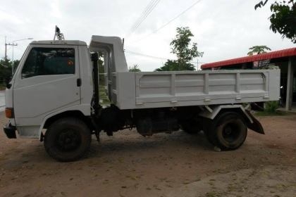 **520,000 บ.ต่อรอง**ขาย6ล้อดั๊มสวยๆ HINO FB112 117HP WO4D เครื่องแน่น ไม่มีเยิ้ม ช่วงล่างใหญ่Fหน้า-หลัง คัสซีสวยเดิมไม่มีผุไม่มีดาม กระบะดั๊มเหล็ก5ตันยิงหลัง สภาพดี พ้นดีข้างดีไม่มีผุ หัวสวยบาง ภายในสวยคอนโซลครบ แอร์เย็น ยางดี6เส้น พร้อมใช้ พร้อมลุยงาน เอ