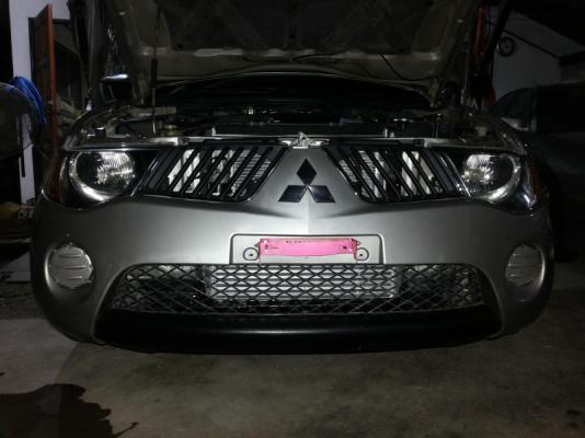 ขายชุดอินเตอร์ใส่กระบะมิตซูไทรทัน8500.-